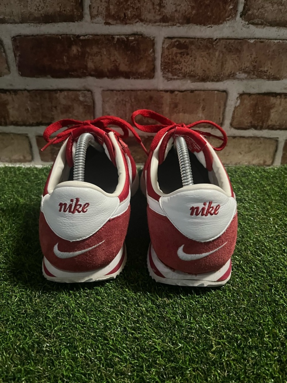 Nike - Picture 4 of 6